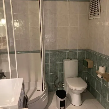 Daire Central Flat W/ Balcony & Sea View, 1 Min To Beach Alanya