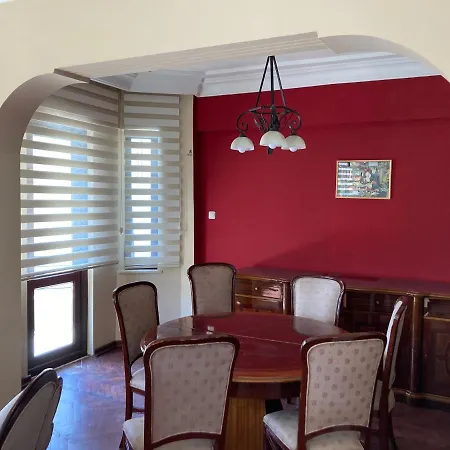 Central Flat W/ Balcony & Sea View, 1 Min To Beach Apartment Alanya